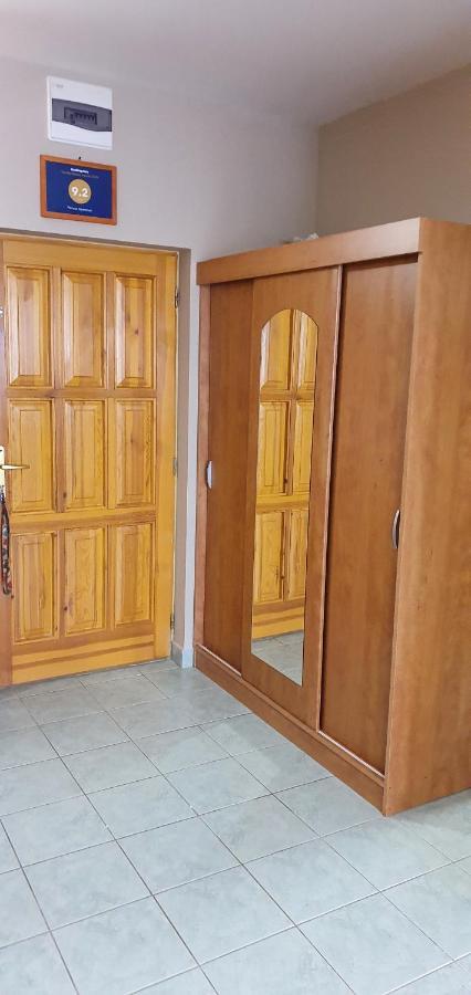 Venusz Apartman Cserkeszőlő Buitenkant foto